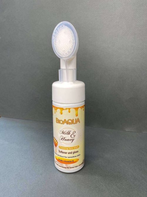 فوم شستشو صورت آبرسان و ضد لک عسل بیواکوا BIOAQUA